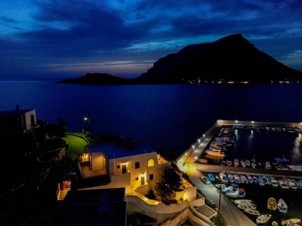 Pelagos Seafront Accommodation - George Myrties Luaran gambar