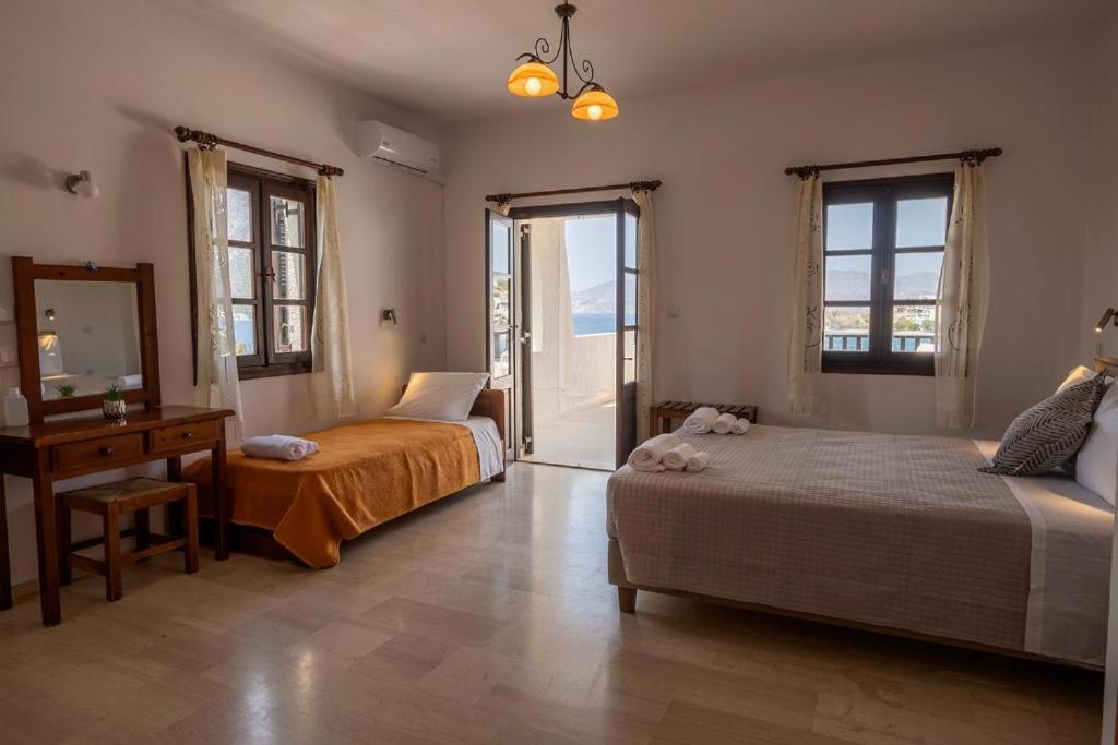 Pelagos Seafront Accommodation - George Myrties Luaran gambar